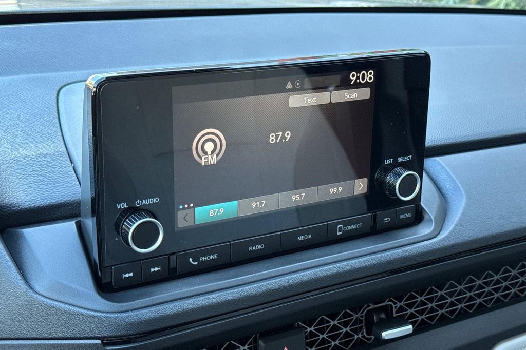 Certified 2025 Honda Accord SE image 17