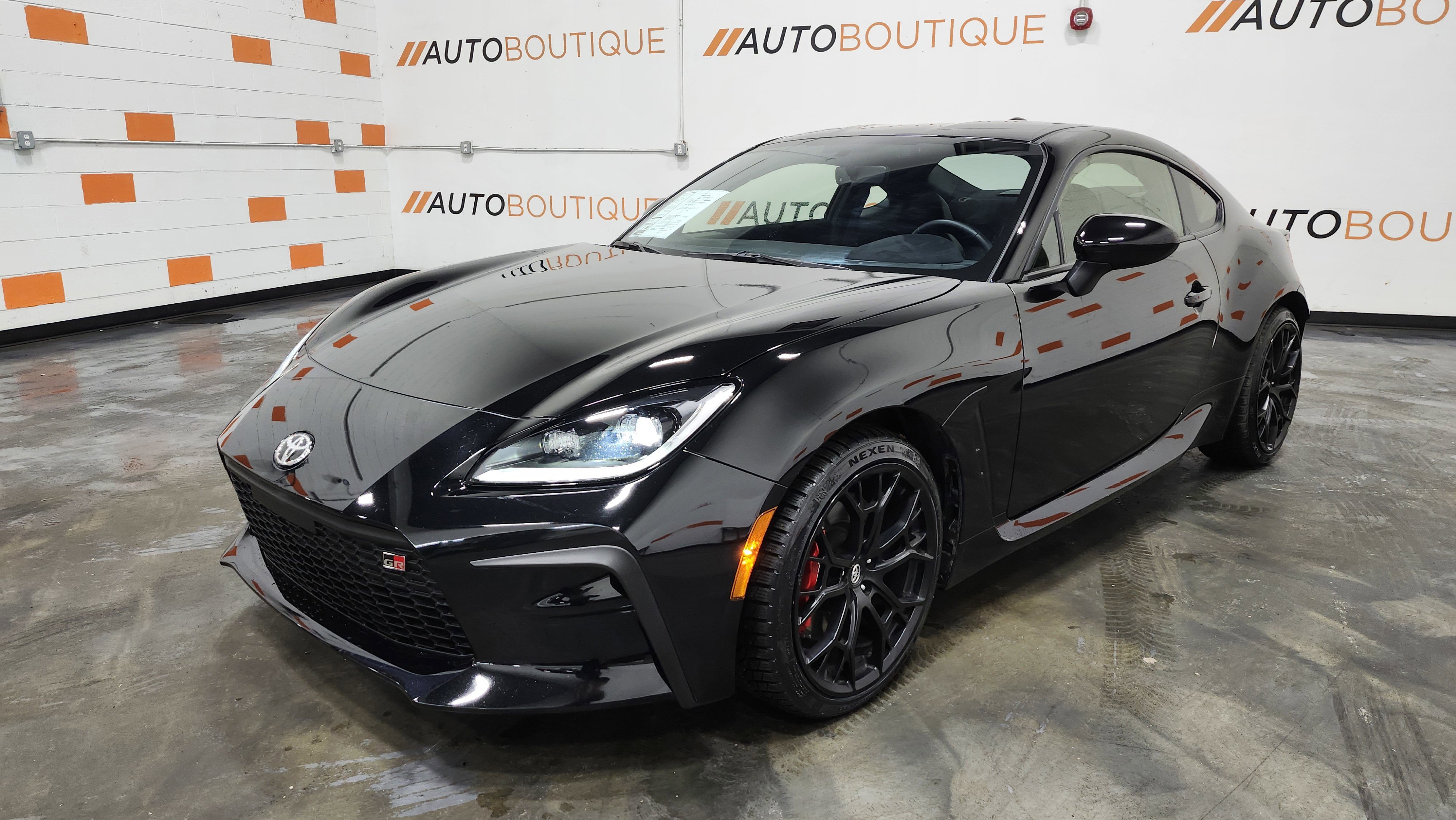 Used 2025 Toyota GR86 Premium w/ GR Wheel Package (TMS image 12