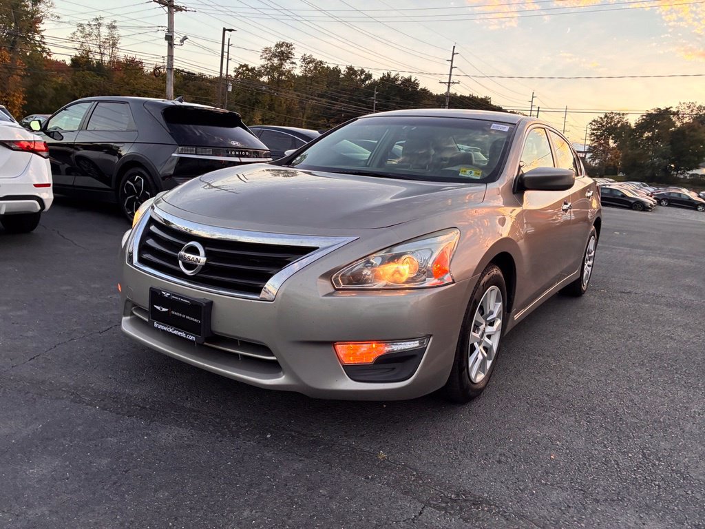 Used 2013 Nissan Altima 2.5 S FWD image 3