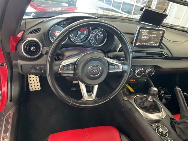 Used 2017 MAZDA MX-5 Miata RF Grand Touring w/ Appearance Package image 6