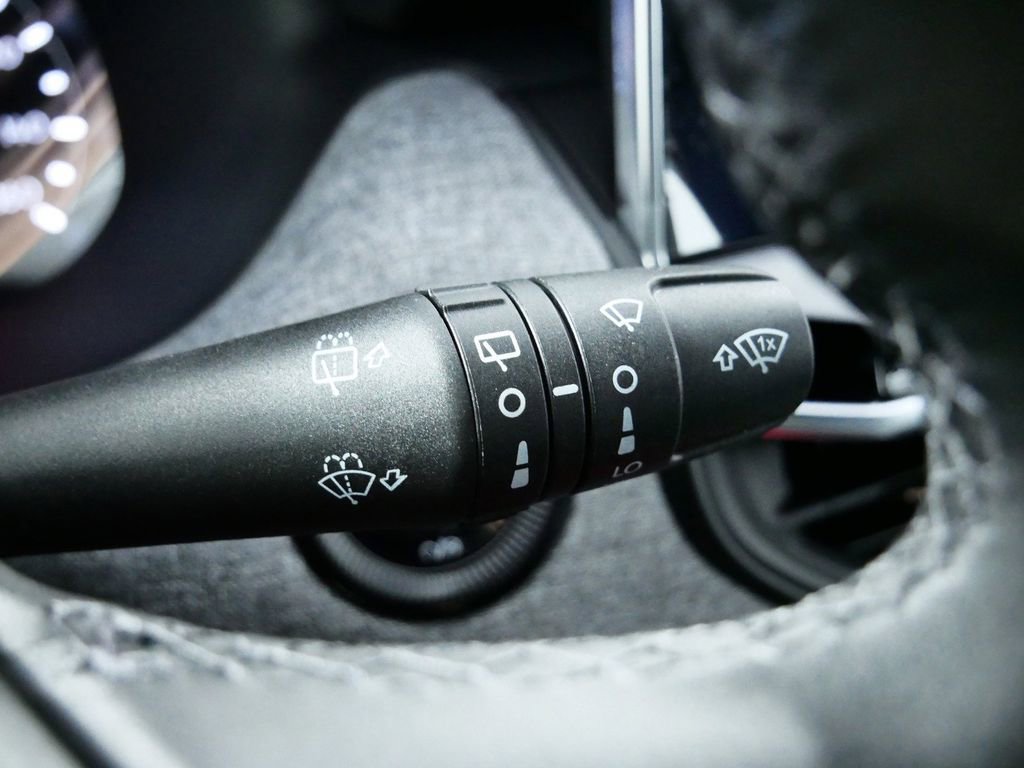 Used 2024 Jeep Compass Latitude image 48