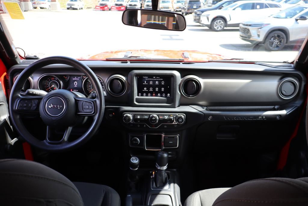 Used 2022 Jeep Wrangler Unlimited Sport image 44