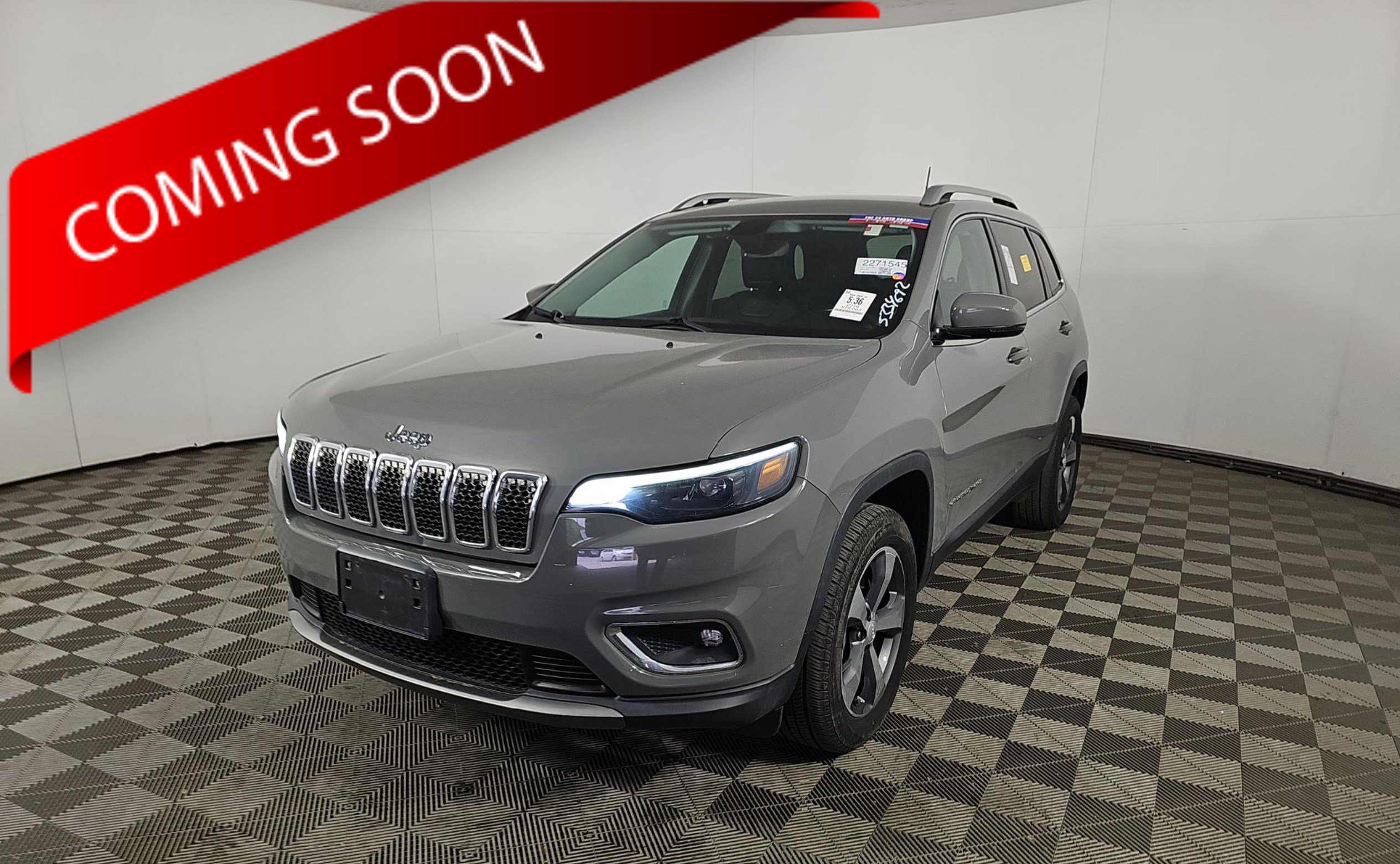 Used 2019 Jeep Cherokee Limited AWD/4WD image 1