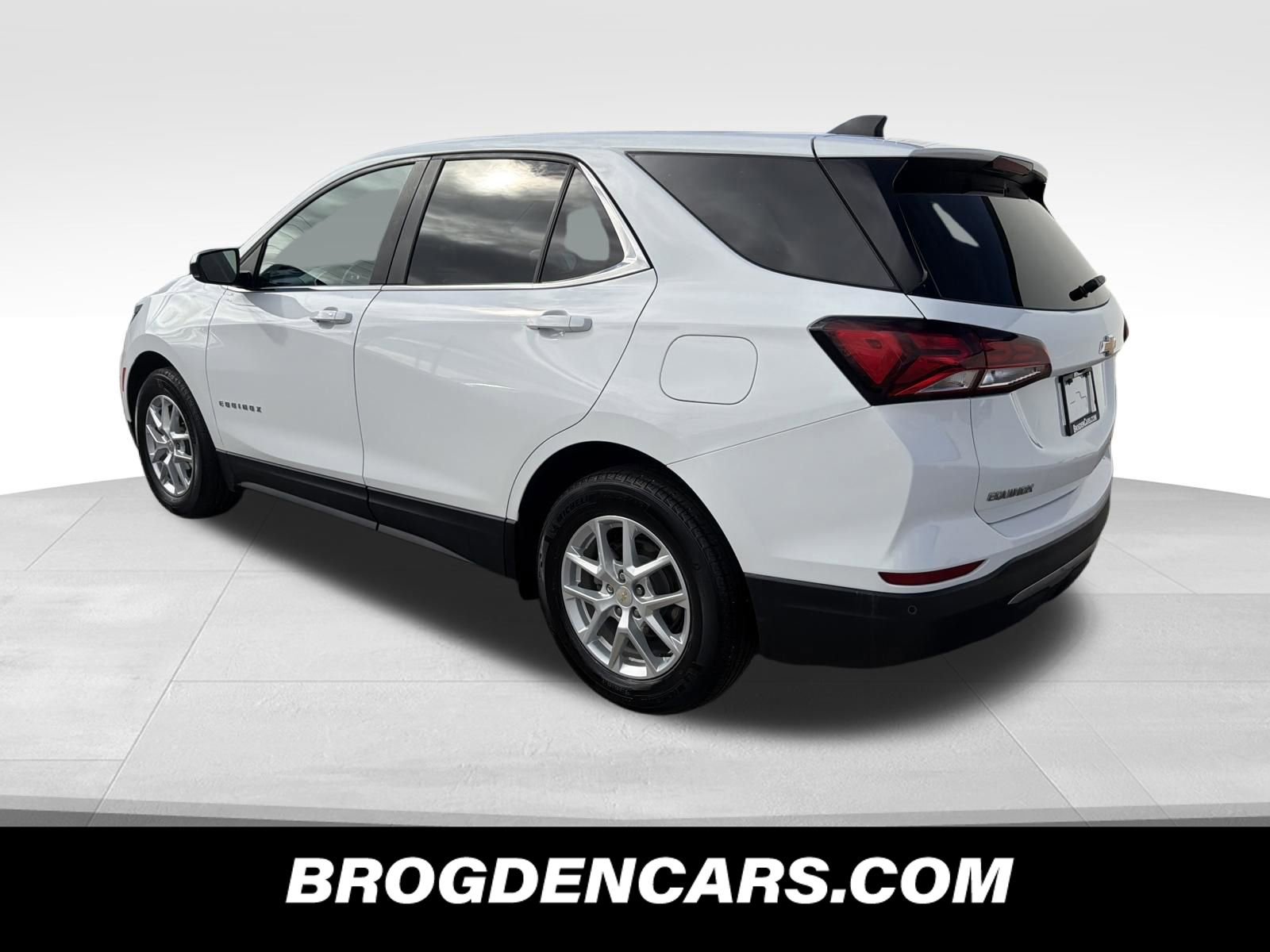 Used 2024 Chevrolet Equinox LT w/ LPO, Floor Liner Package image 6