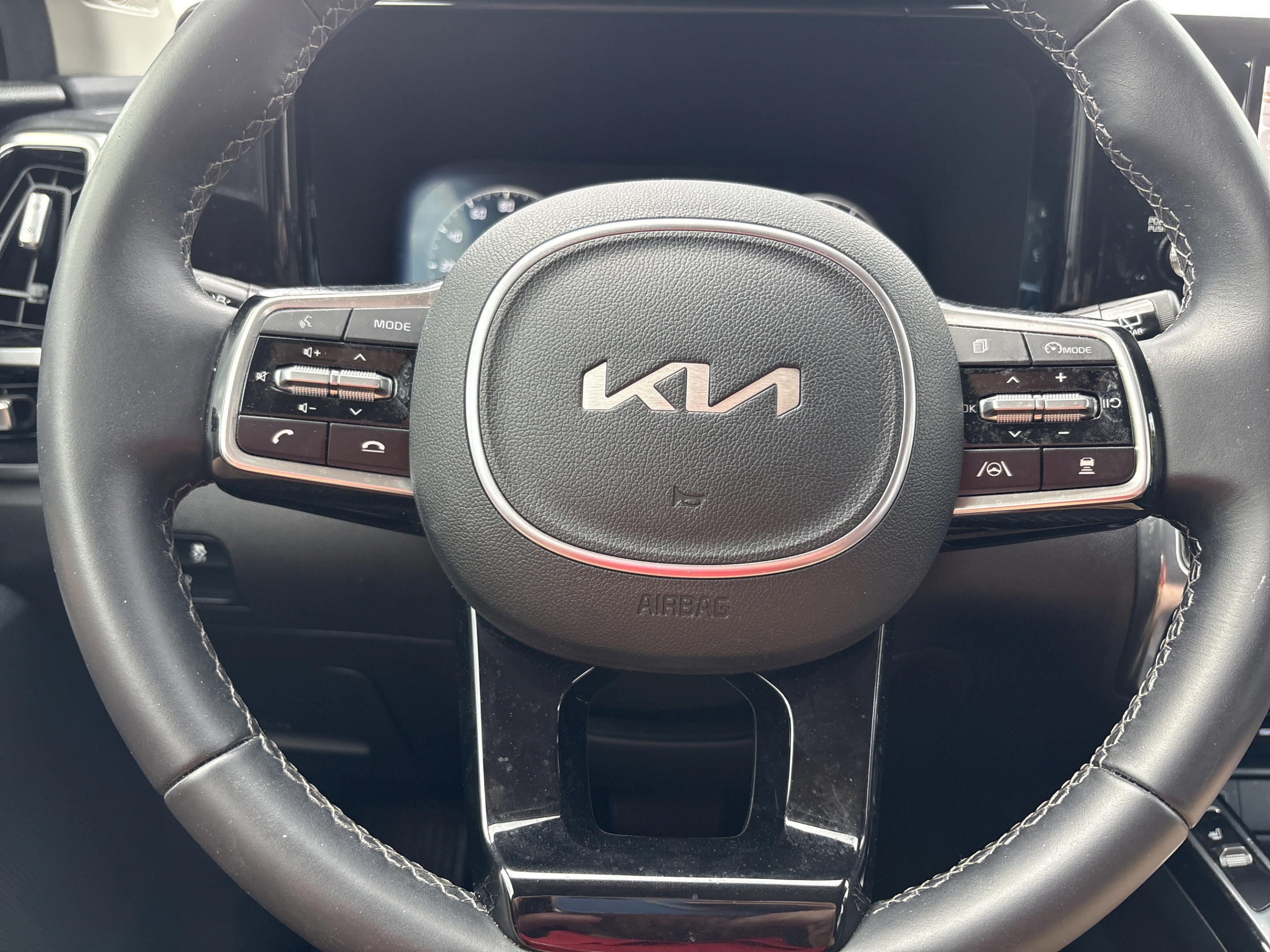 Certified 2023 Kia Sorento SX FWD image 19