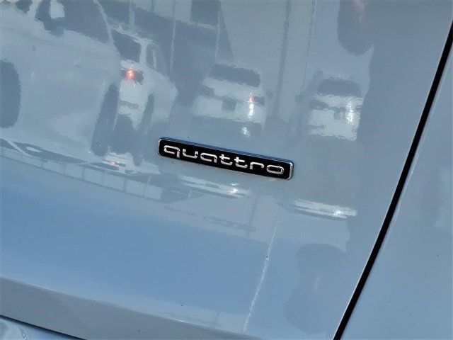 Used 2025 Audi Q5 Premium Plus w/ Premium Plus image 6