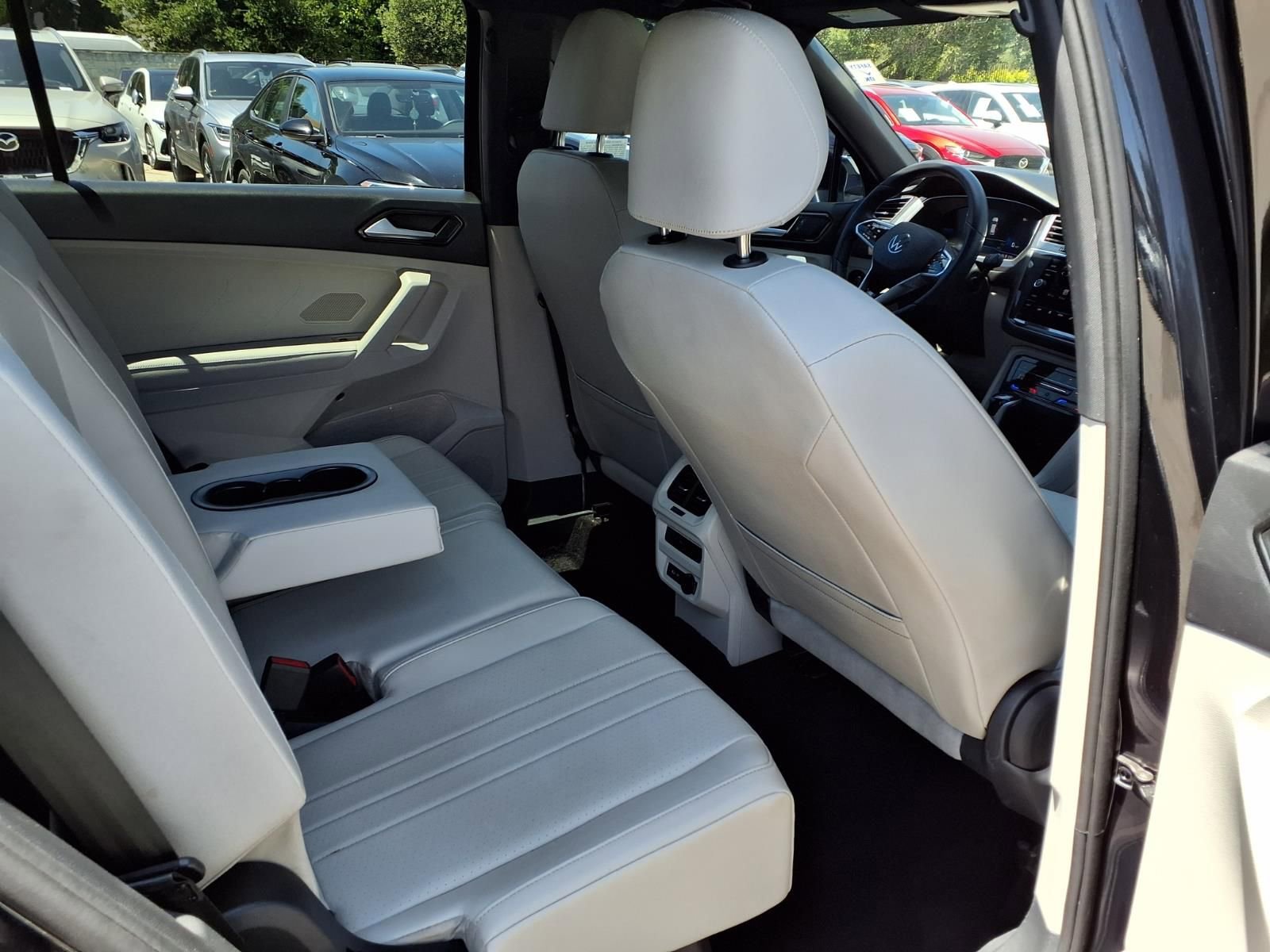 Used 2023 Volkswagen Tiguan SE R-Line FWD image 21