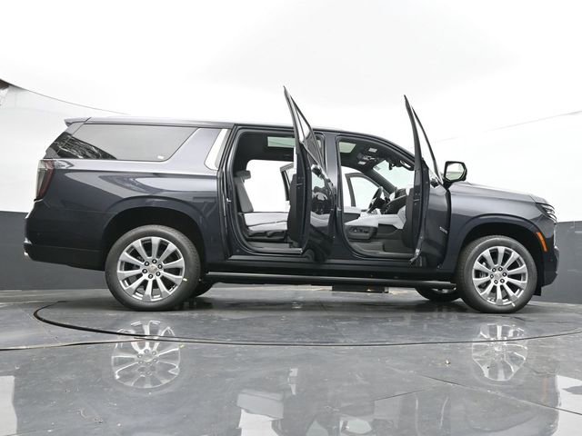New 2026 Chevrolet Suburban High Country image 81