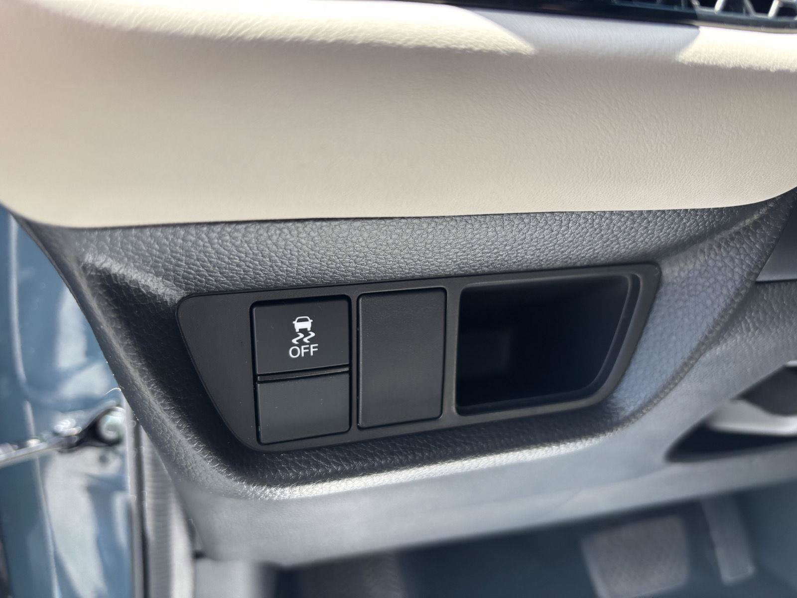 Used 2024 Honda HR-V LX image 17