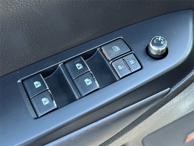 Used 2019 Toyota Highlander Limited image 22