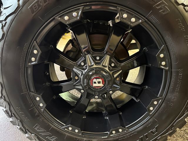 Used 2019 Ford F150 XLT w/ Trailer Tow Package image 10