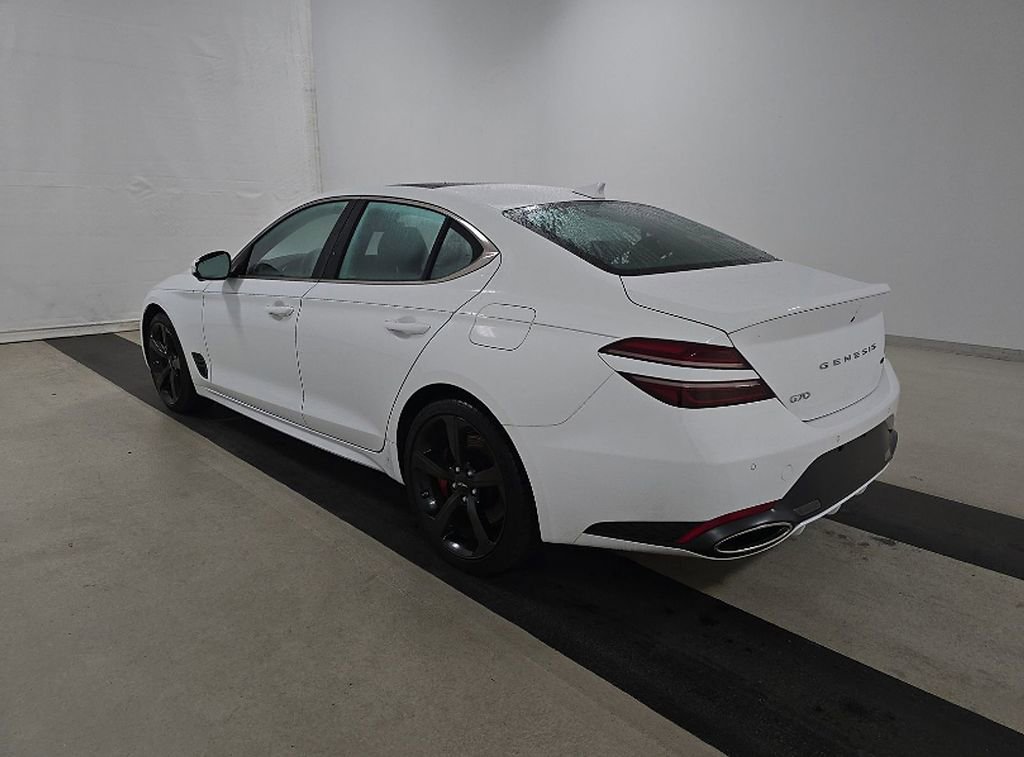 Used 2026 Genesis G70 3.3T Sport Prestige image 3