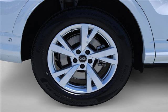Certified 2025 Audi Q5 Premium w/ Convenience Package AWD/4WD image 8