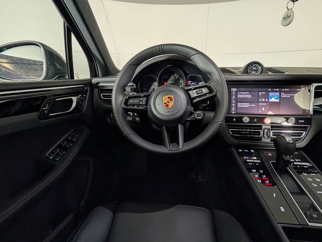 New 2026 Porsche Macan Turbo AWD/4WD image 21