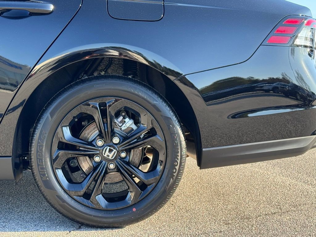 New 2025 Honda Accord SE image 35