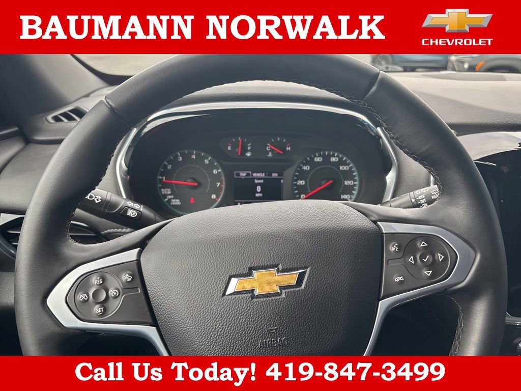 Used 2023 Chevrolet Traverse LT image 18