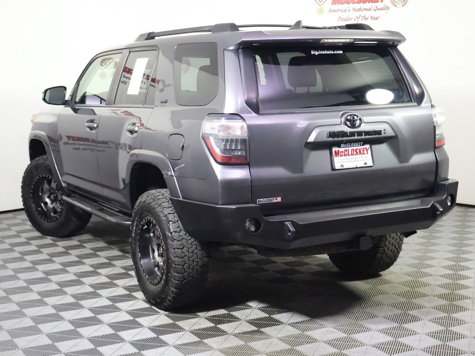 Used 2020 Toyota 4Runner SR5 Premium w/ Moonroof Package AWD/4WD image 17