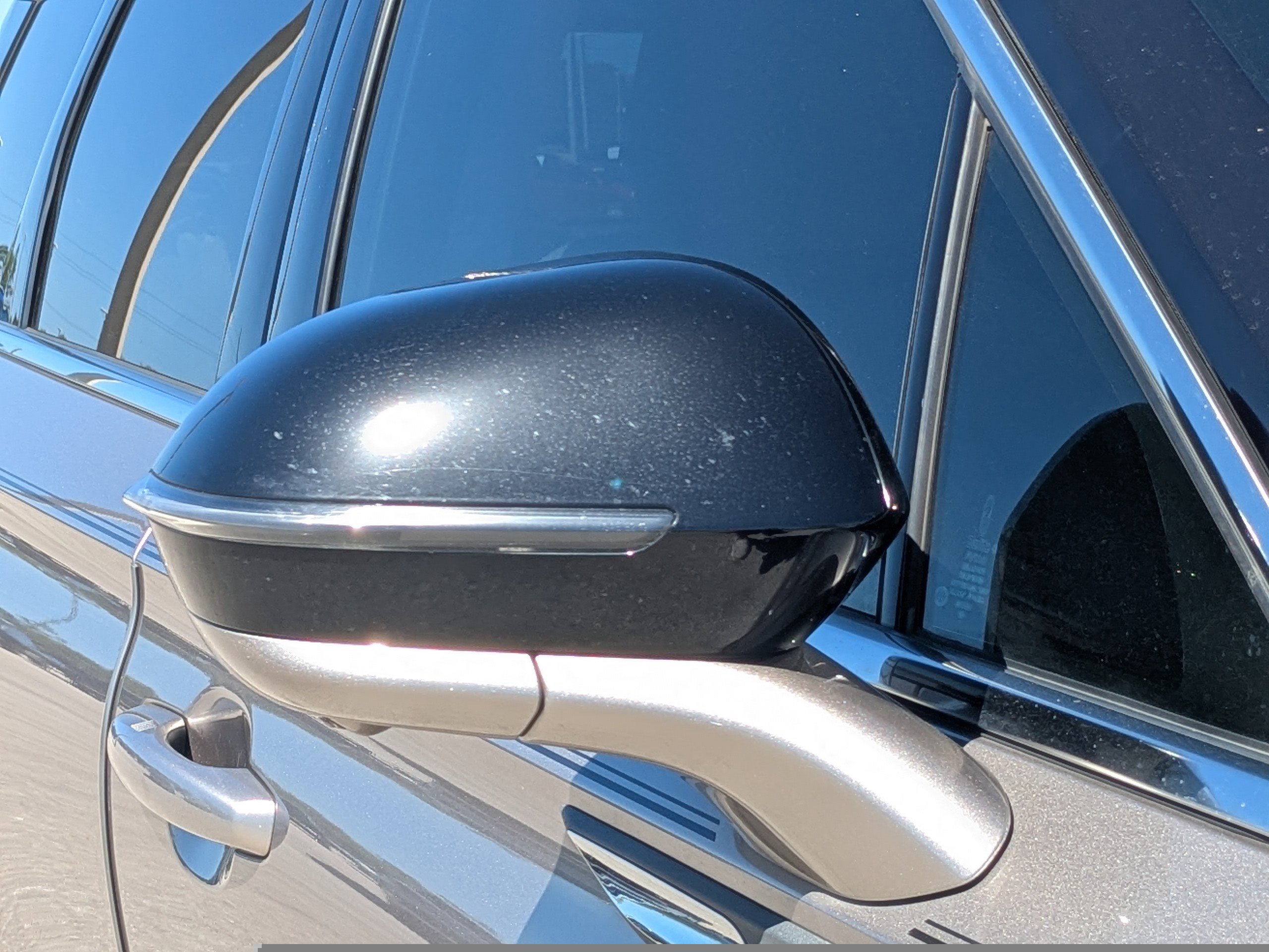 Used 2021 Lincoln Corsair Reserve w/ Equipment Group 201A image 12