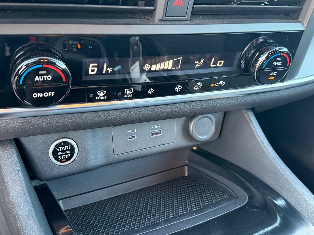 Certified 2023 Nissan Rogue SV FWD image 22