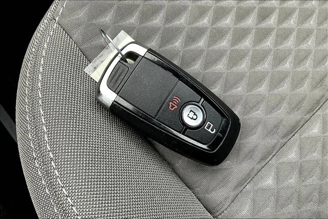 Used 2021 Ford Escape SE image 10