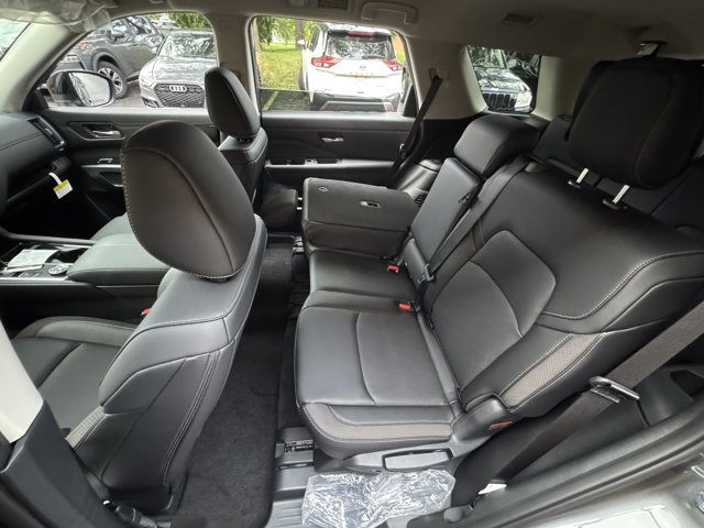 New 2026 Nissan Pathfinder SL AWD/4WD image 29
