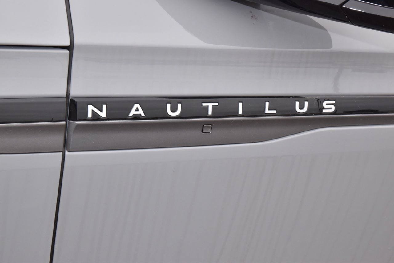 New 2026 Lincoln Nautilus Reserve w/ Jet Appearance Package AWD/4WD image 48