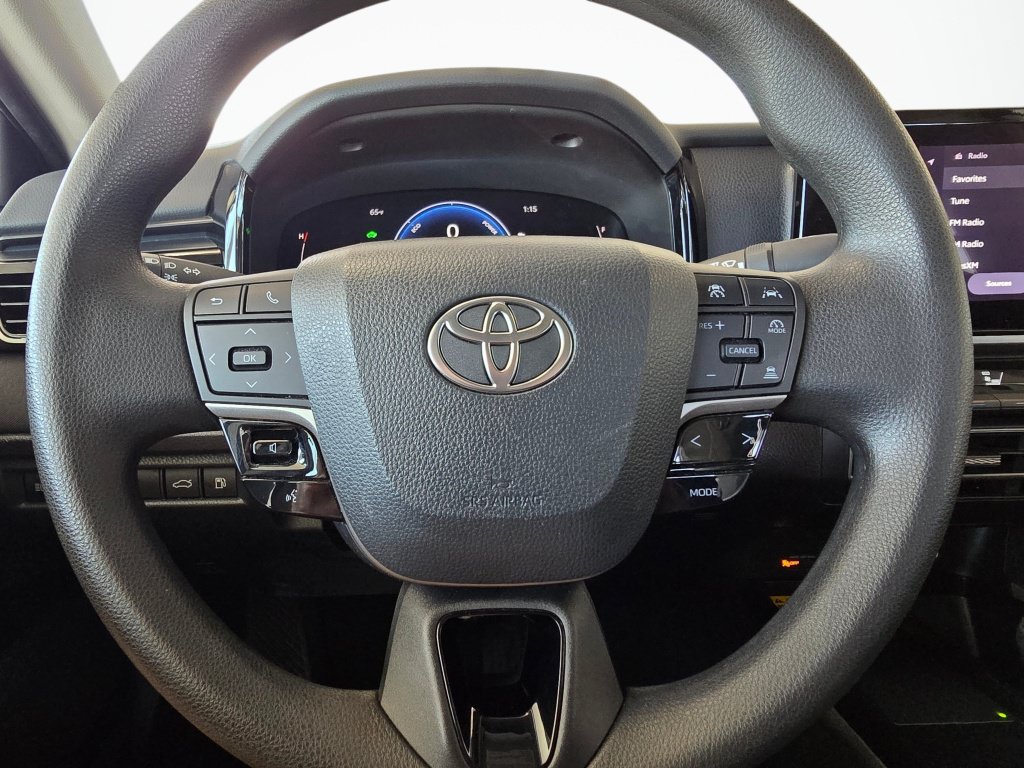 Used 2025 Toyota Camry LE FWD image 22