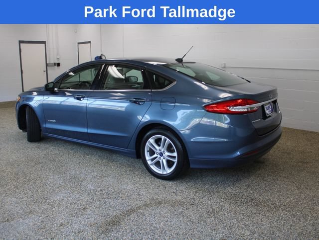 Used 2018 Ford Fusion S FWD image 2