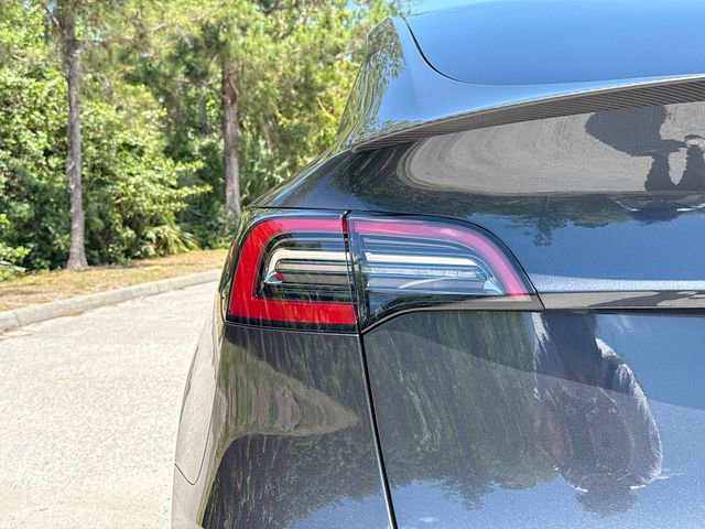 Used 2024 Tesla Model Y Performance AWD/4WD image 10