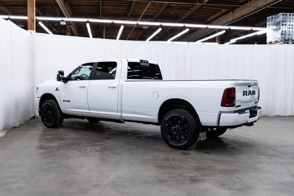 New 2026 RAM 3500 Laramie AWD/4WD image 4