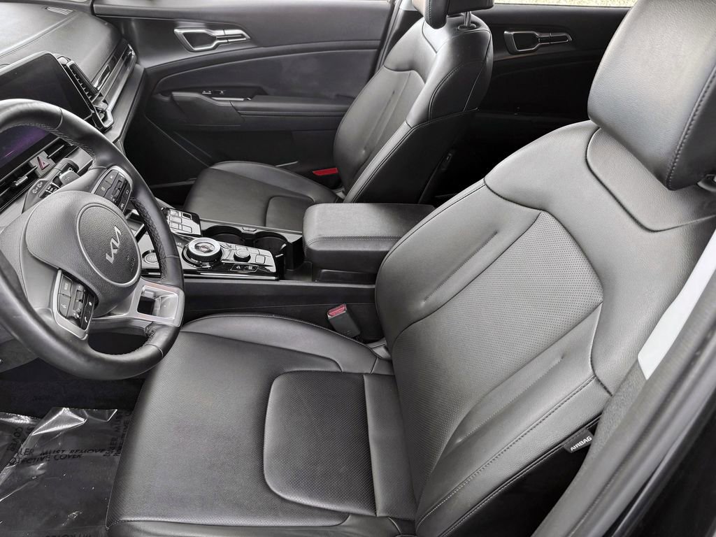 Used 2023 Kia Sportage EX image 13