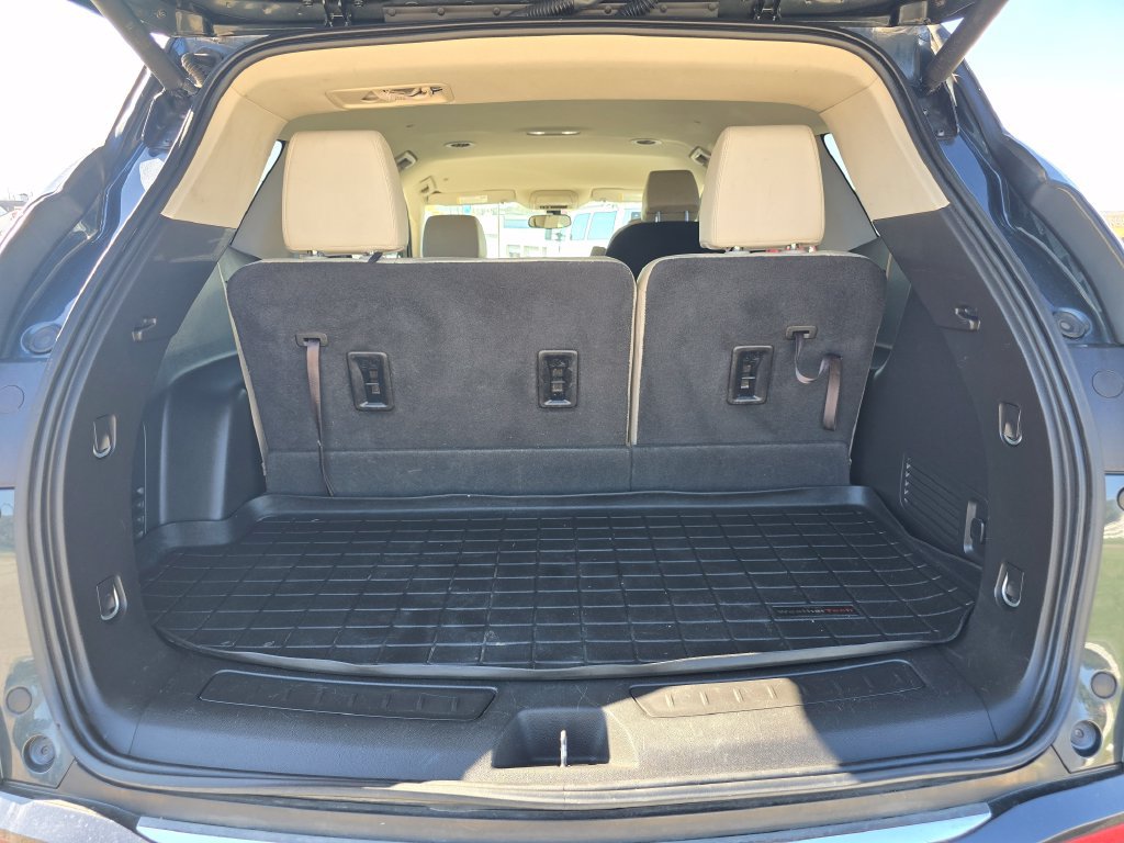 Used 2019 Buick Enclave Essence AWD/4WD image 17