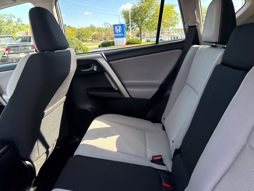 Used 2017 Toyota RAV4 XLE w/ Plus Extra Value Package AWD/4WD image 20