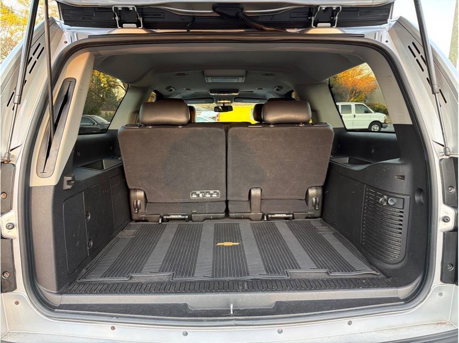 Used 2014 Chevrolet Suburban LT w/ Suspension Package, Off-Road image 7