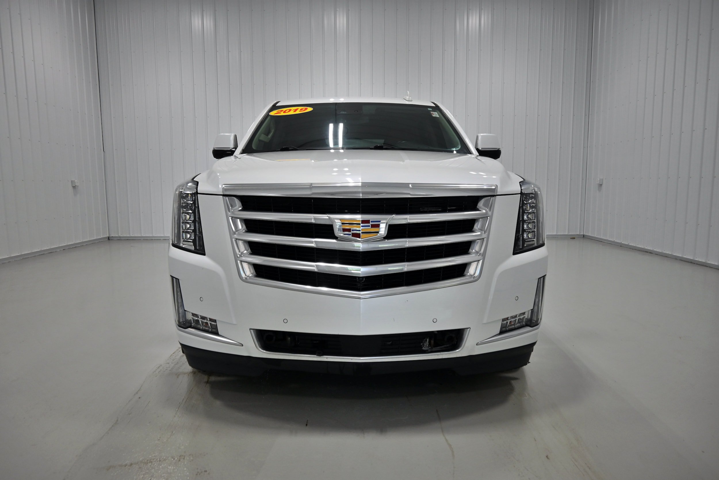 Used 2019 Cadillac Escalade Premium Luxury AWD/4WD image 23