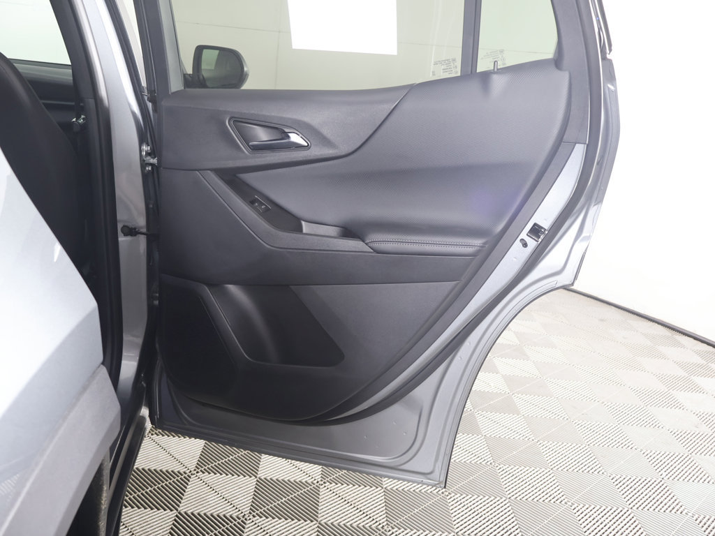 Used 2026 Chevrolet Equinox LT FWD image 28