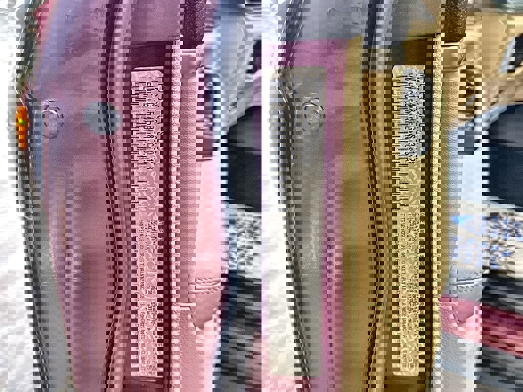 Used 2025 Jeep Grand Cherokee Limited image 34