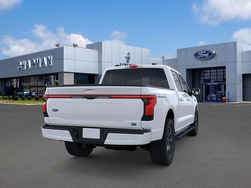 New 2025 Ford F150 Lightning Lariat image 8