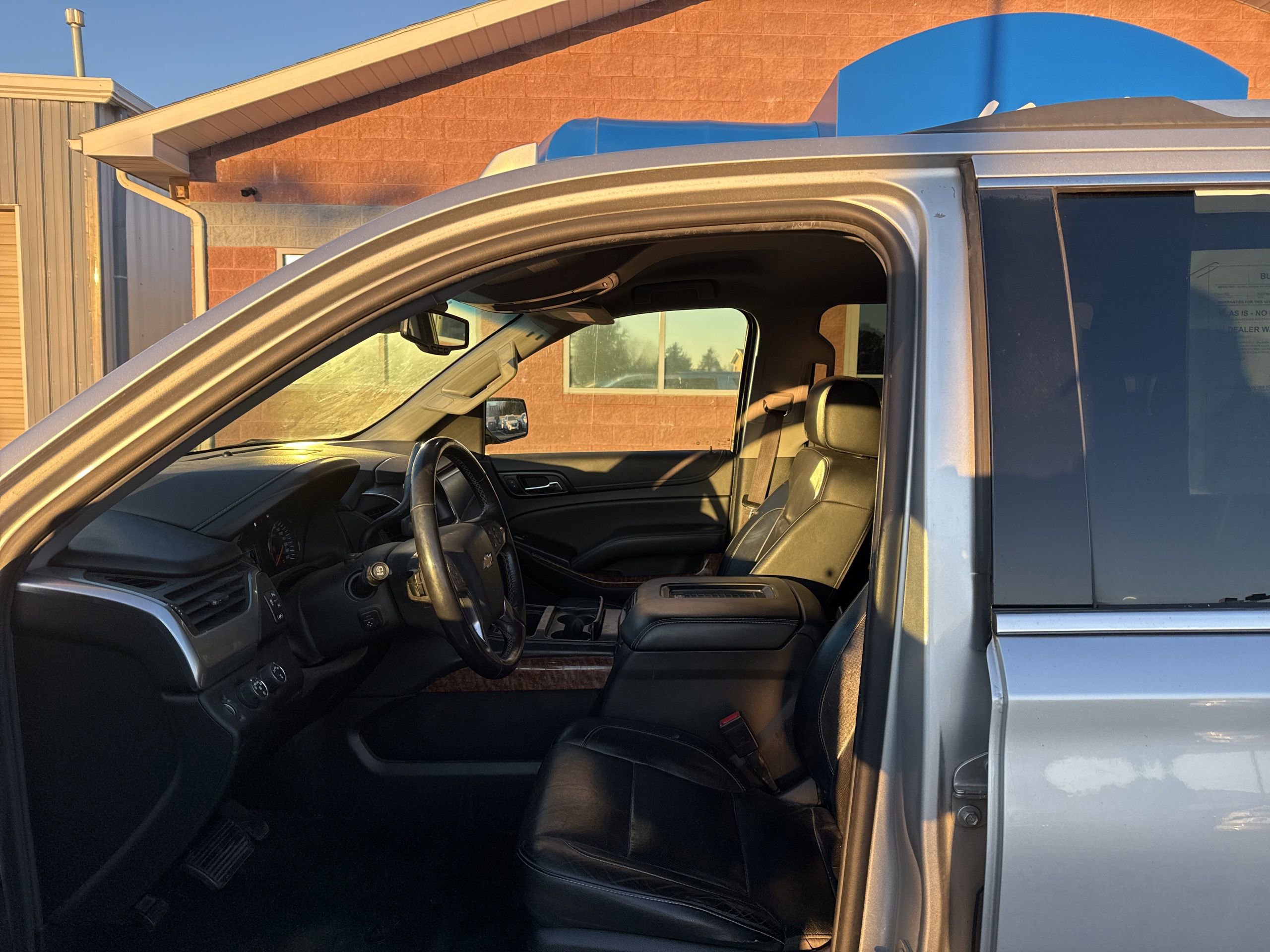 Used 2017 Chevrolet Suburban Premier image 10