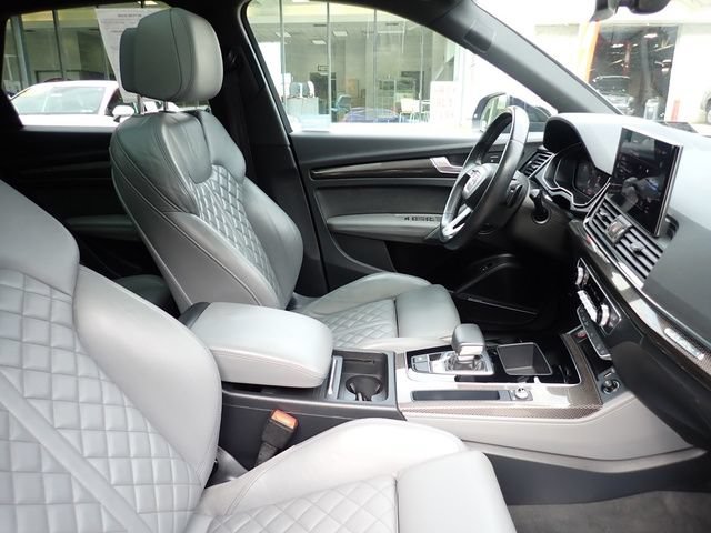 Used 2021 Audi SQ5 Premium Plus w/ Premium Plus Package AWD/4WD image 3