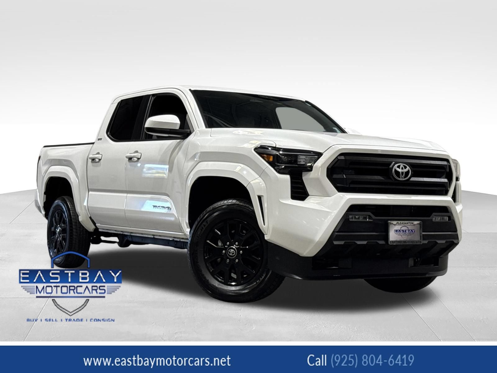 Used 2025 Toyota Tacoma SR5