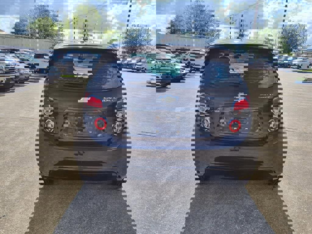 Used 2015 Chevrolet Sonic LT image 8