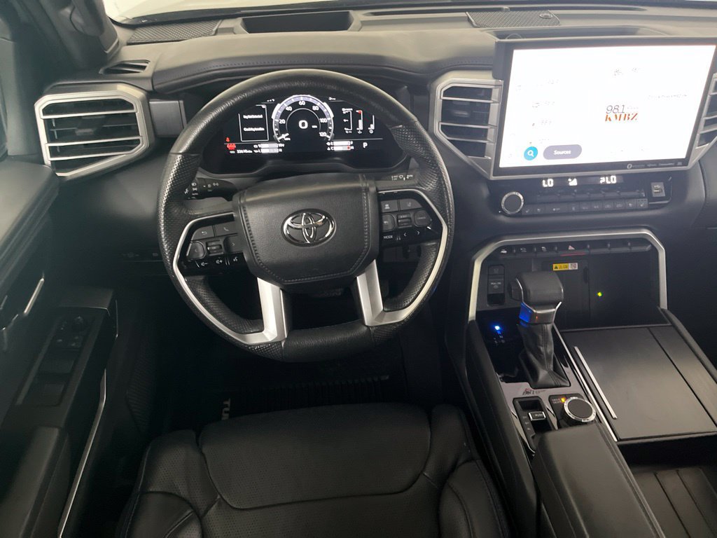 Used 2024 Toyota Tundra Platinum AWD/4WD image 32