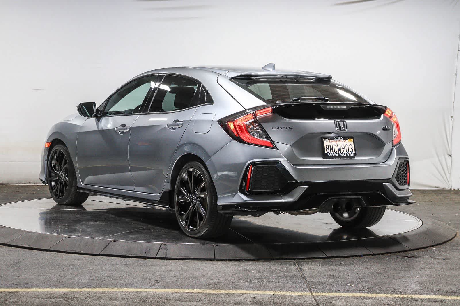 Used 2019 Honda Civic Sport Touring image 2