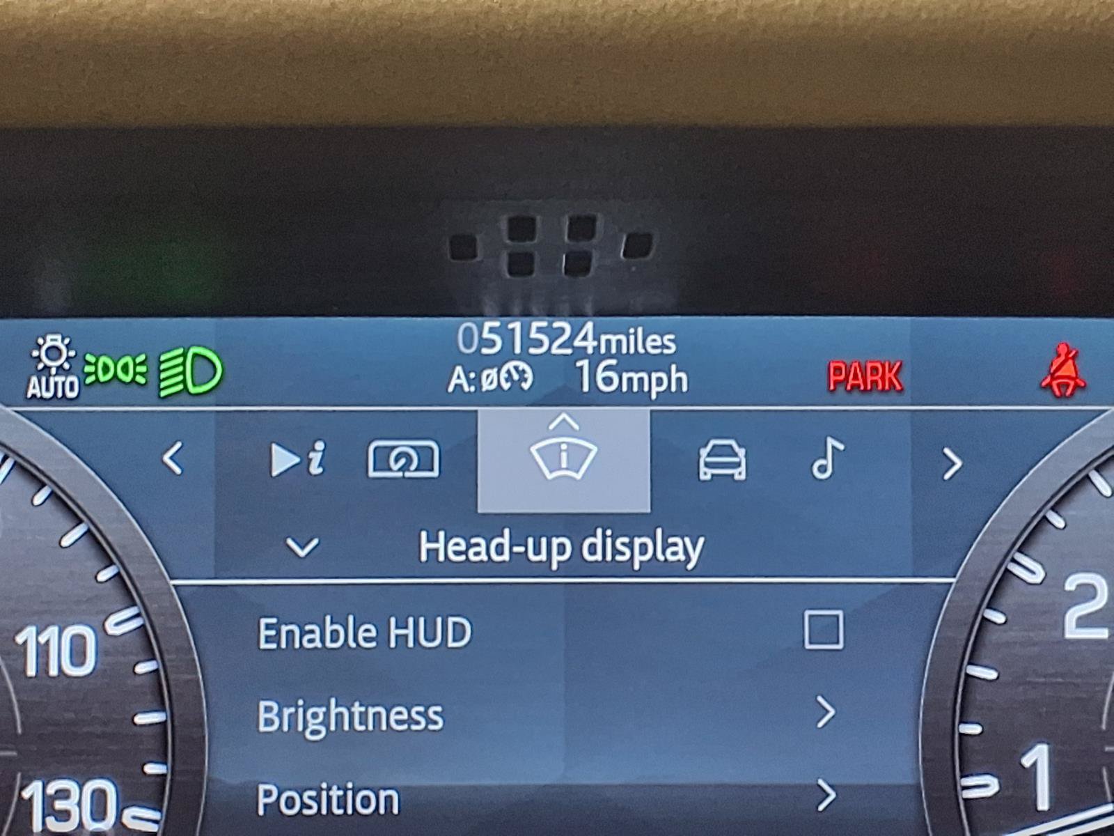 Used 2021 Land Rover Defender 110 X-Dynamic SE AWD/4WD image 22
