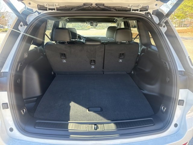 Used 2025 Jeep Grand Cherokee Limited w/ MOPAR Finishing Package image 23