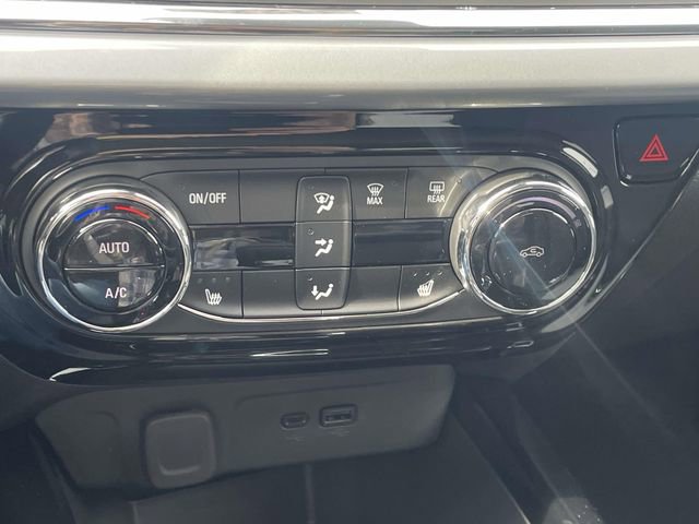 New 2026 Chevrolet Trax LT w/ Driver Confidence Package image 14