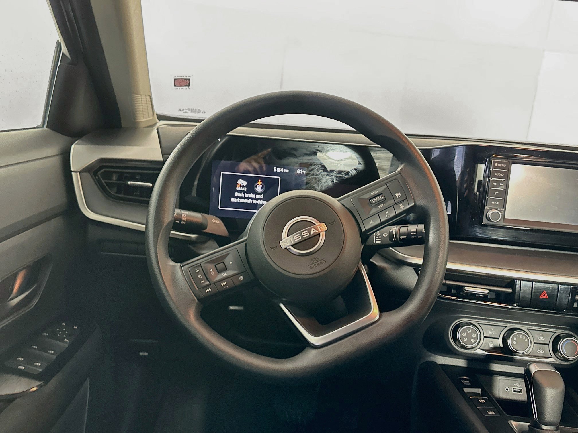 Used 2025 Nissan Kicks S AWD/4WD image 18