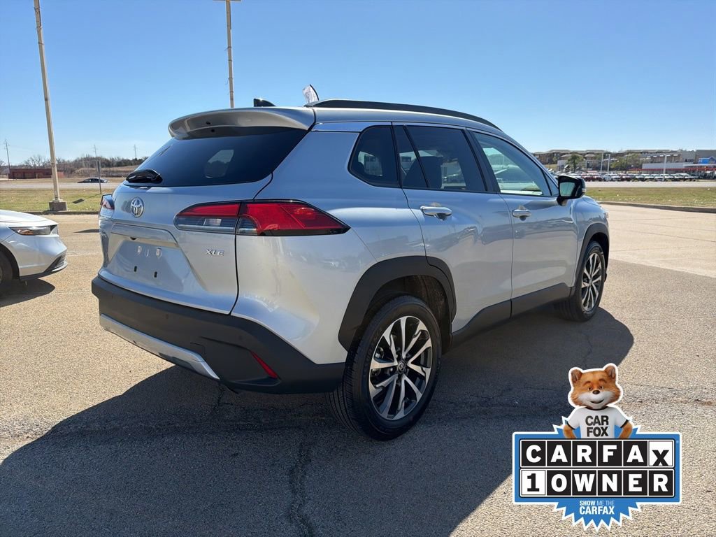 Used 2025 Toyota Corolla Cross XLE image 5