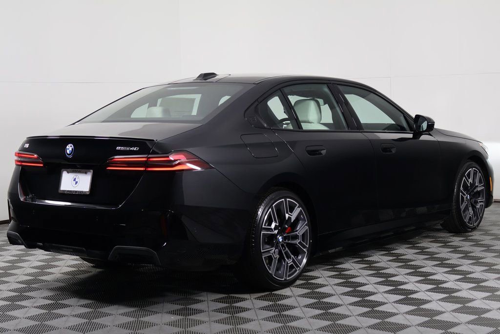 New 2026 BMW i5 eDrive40 w/ Executive Package image 2